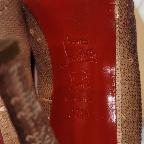 Extremely rare Christian Louboutin Very Prive in "Salmon" (nude) sequin in 37.5 - Picture 7 of 16